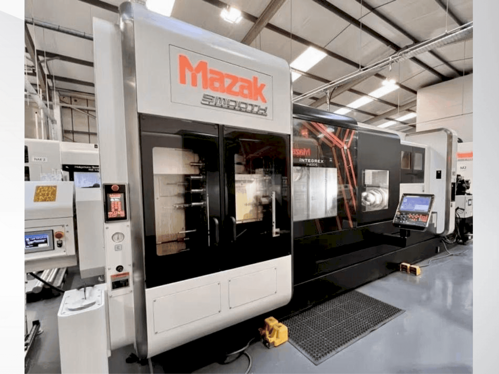 Vista Frontal  da Mazak INTEGREX i-400 S  máquina