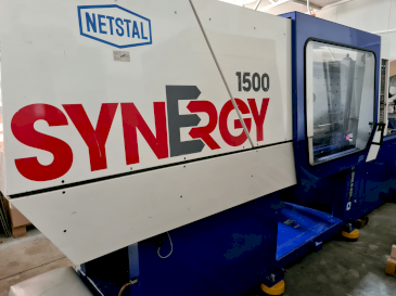 Vista Frontal  da Netstal SYNERGY 1500-600  máquina