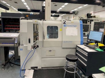 Vista Frontal  da HARDINGE Elite 27MS  máquina