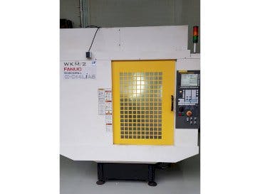 Vista Frontal  da FANUC Robodrill a-D14LiA5  máquina