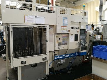 Vista Esquerda  da Okuma SPACE TURN LB250T  máquina