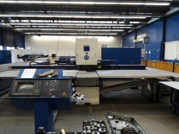 Vista Frontal  da Trumpf Trumatic 260 Rotation  máquina